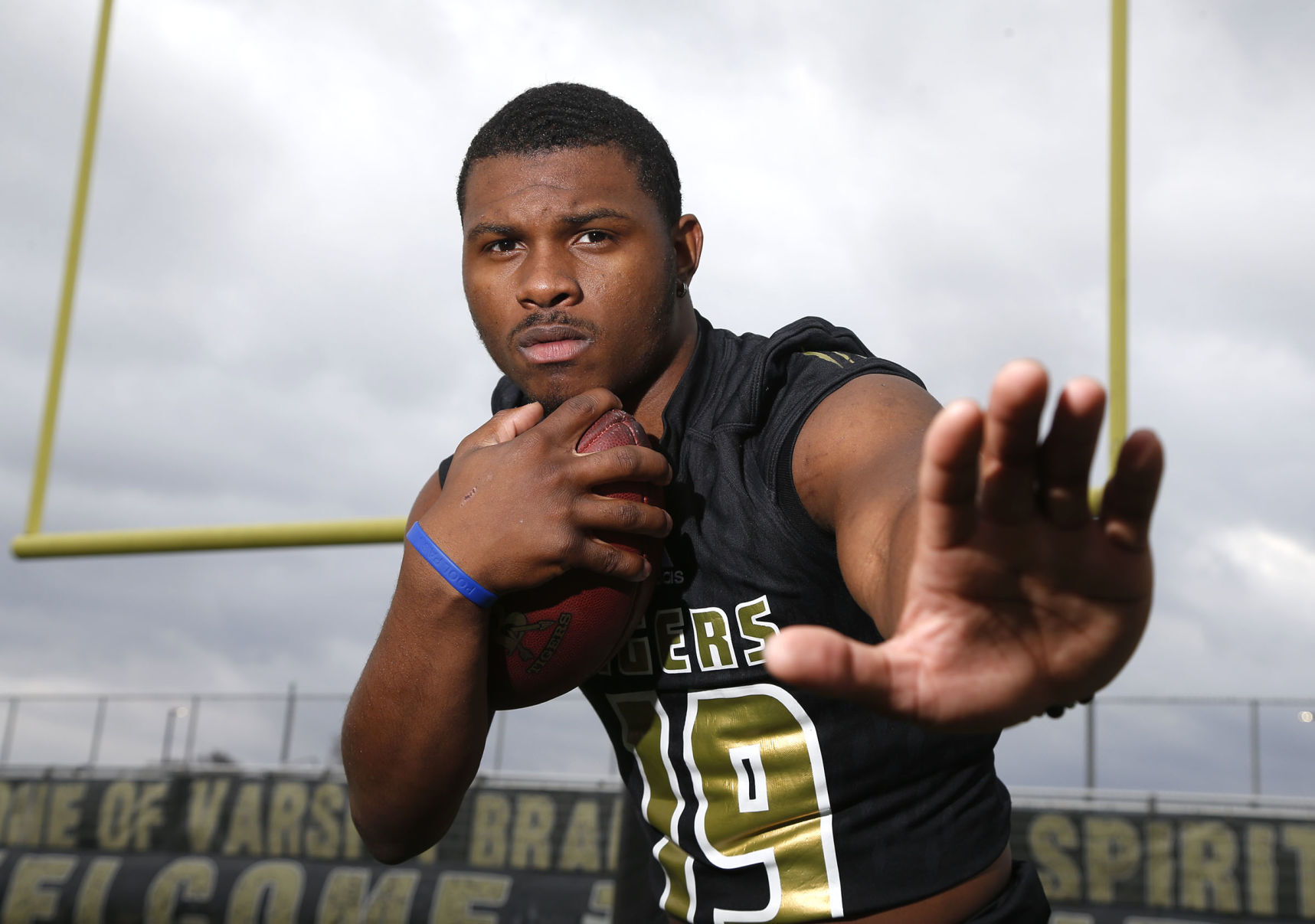 Running back nominee: Sanchez Banks, Broken Arrow